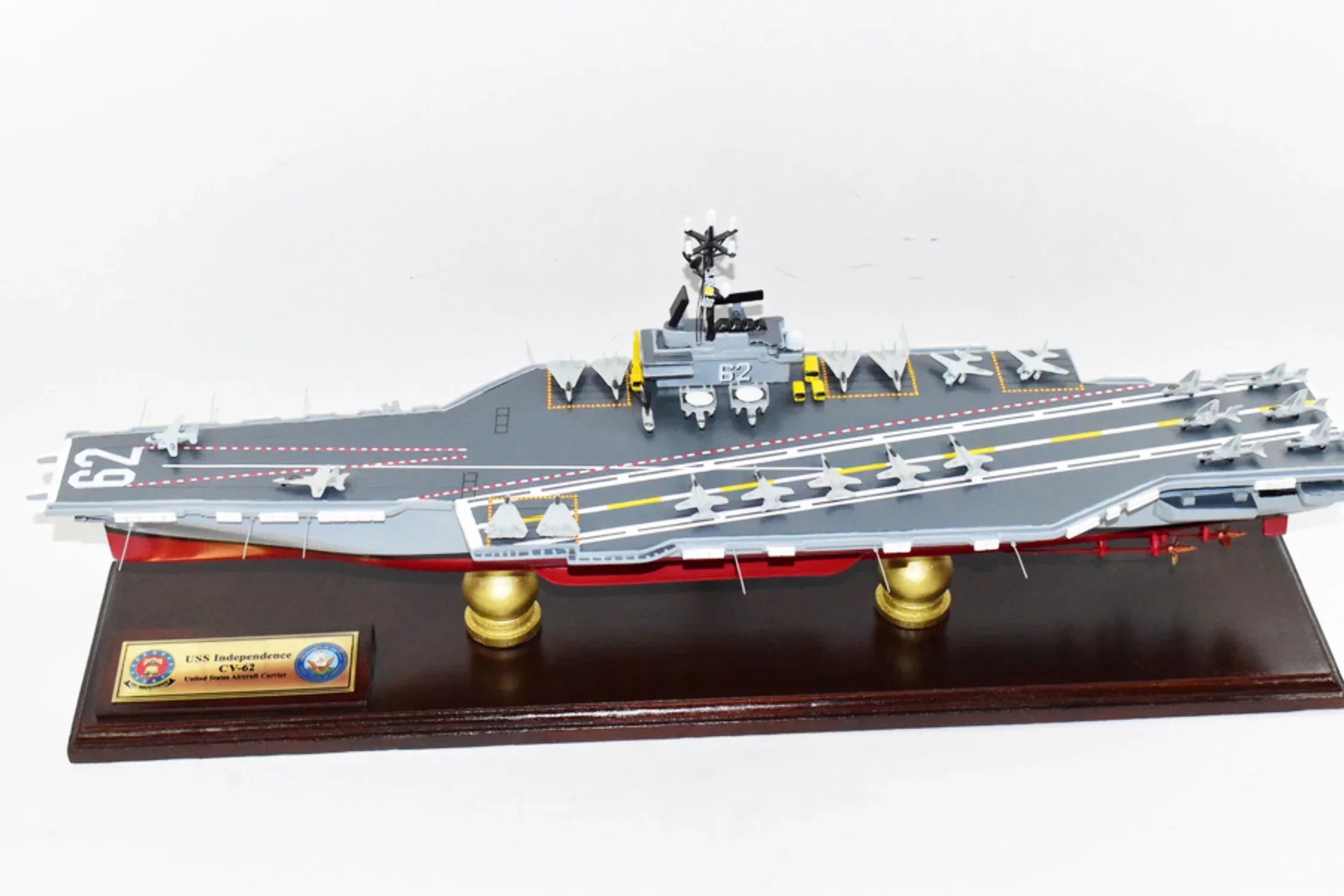 USS Independence CV-62 Aircraft Carrier Model,Navy,Scale Model,Mahogany,Forrestal Class