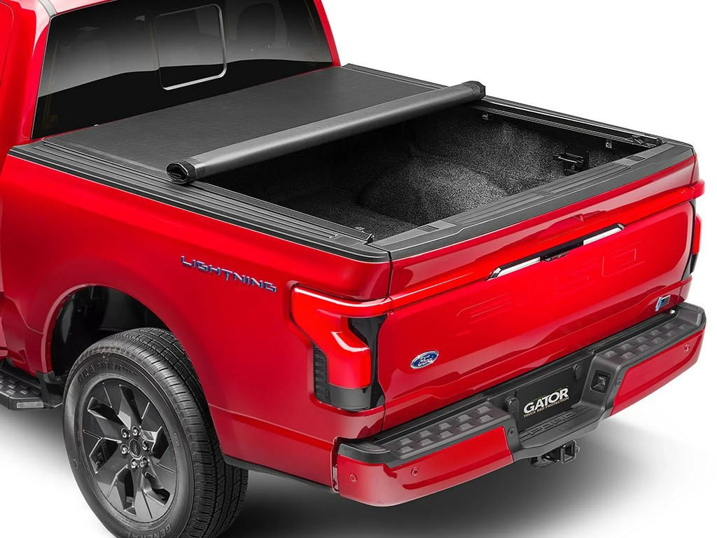 Gator by RealTruck ETX Soft Roll Up Truck Bed Tonneau Cover | 53109 | Compatible with 2014 - 2018, 2019 Ltd/cy Chevy/GMC Silverado/Sierra 5' 9" Bed (69.3'')