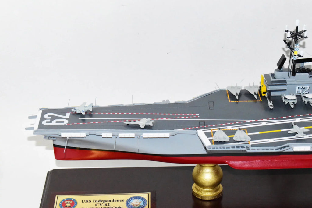 USS Independence CV-62 Aircraft Carrier Model,Navy,Scale Model,Mahogany,Forrestal Class