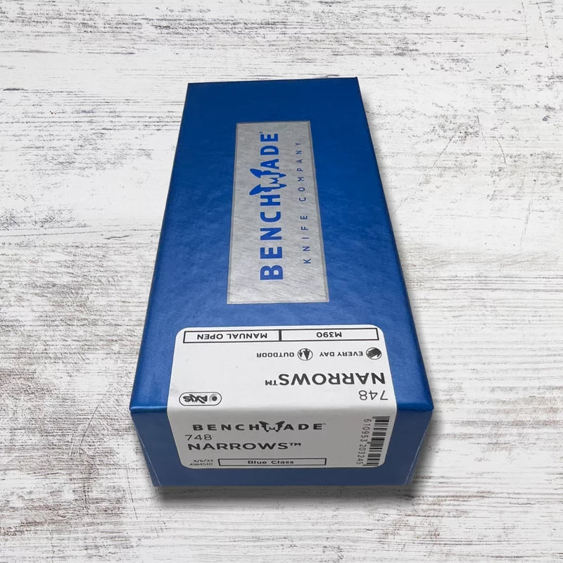 Benchmade 748 Narrows 3.43-Inch M390 Steel Blade Titanium Handle Folding Knife