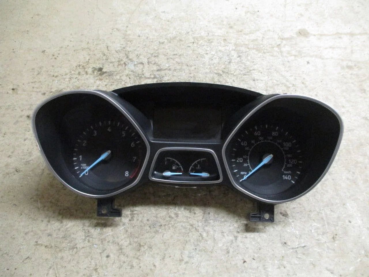 Pre-Owned 2017 Ford Escape Speedometer Speedo Cluster MPH 23K OEM LKQ (Good)