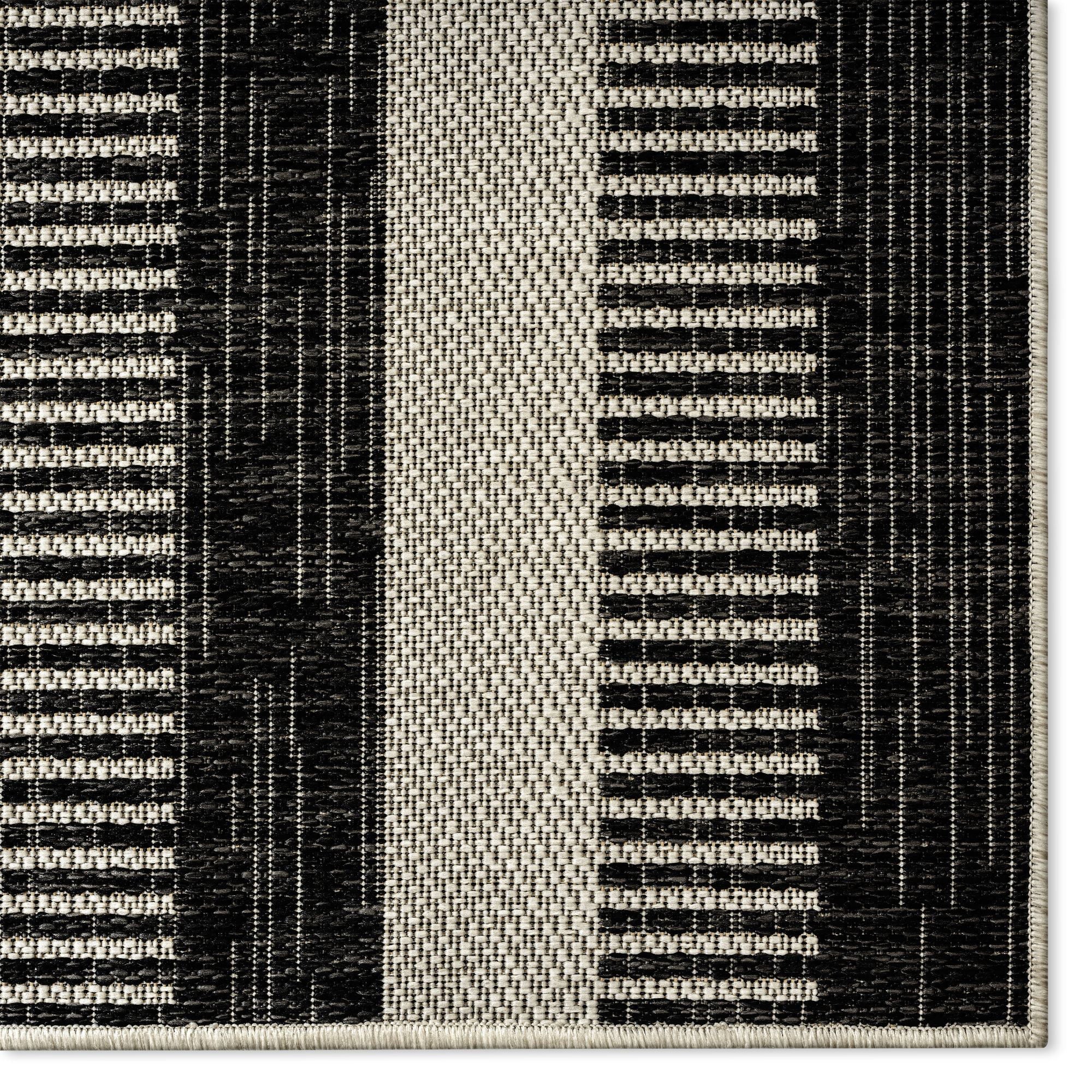 Nicole Miller New York Patio Country Charlotte Modern Striped Indoor/Outdoor Area Rug, Ebony 5'2"x7'2"