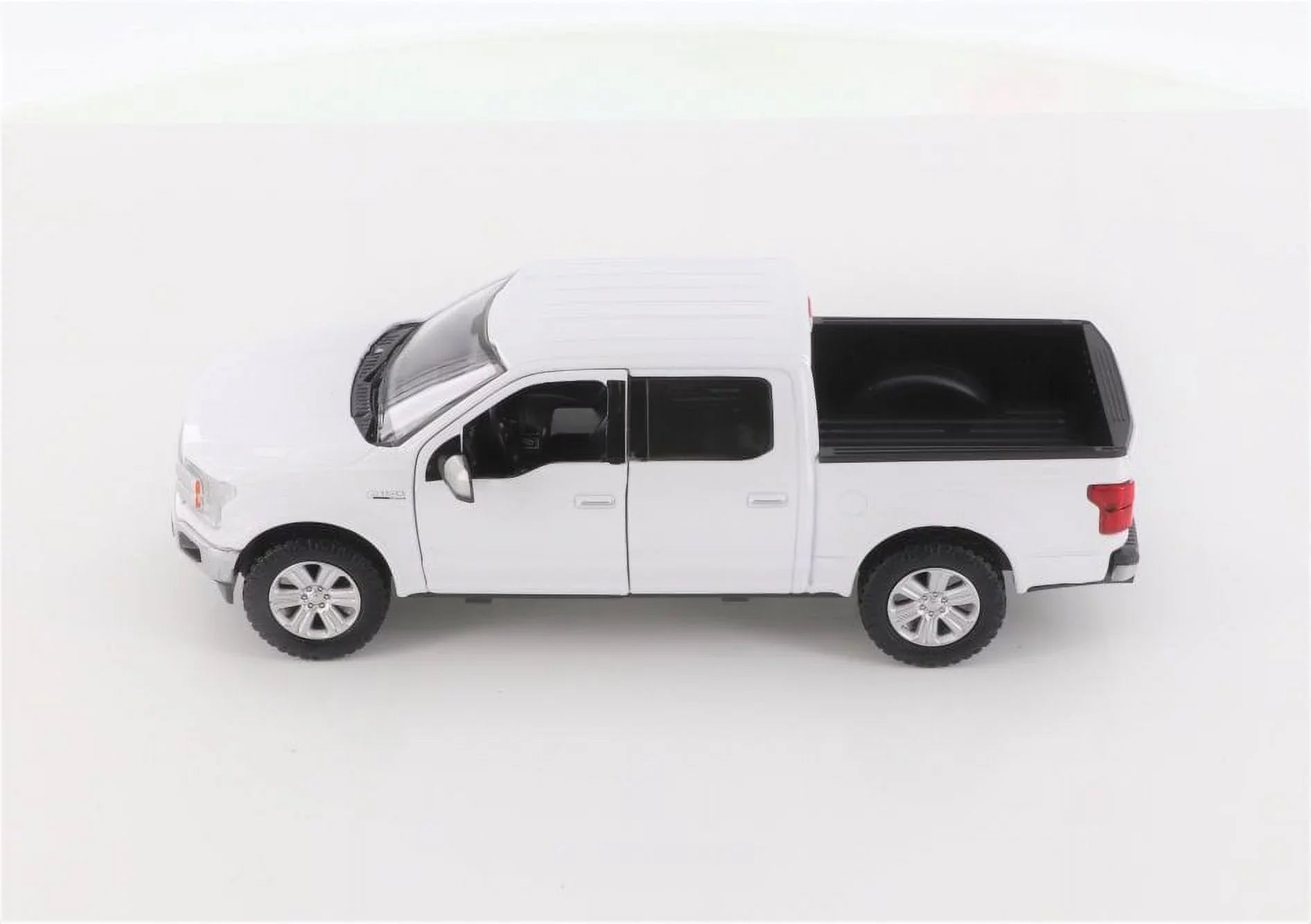 2019 Ford F-150 Lariat Crew Cab Pickup Truck, White - Showcasts 79363/16D - 1/27 scale Diecast Model Toy Car