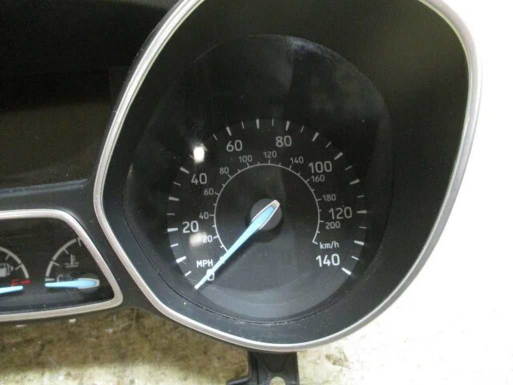 Pre-Owned 2017 Ford Escape Speedometer Speedo Cluster MPH 23K OEM LKQ (Good)