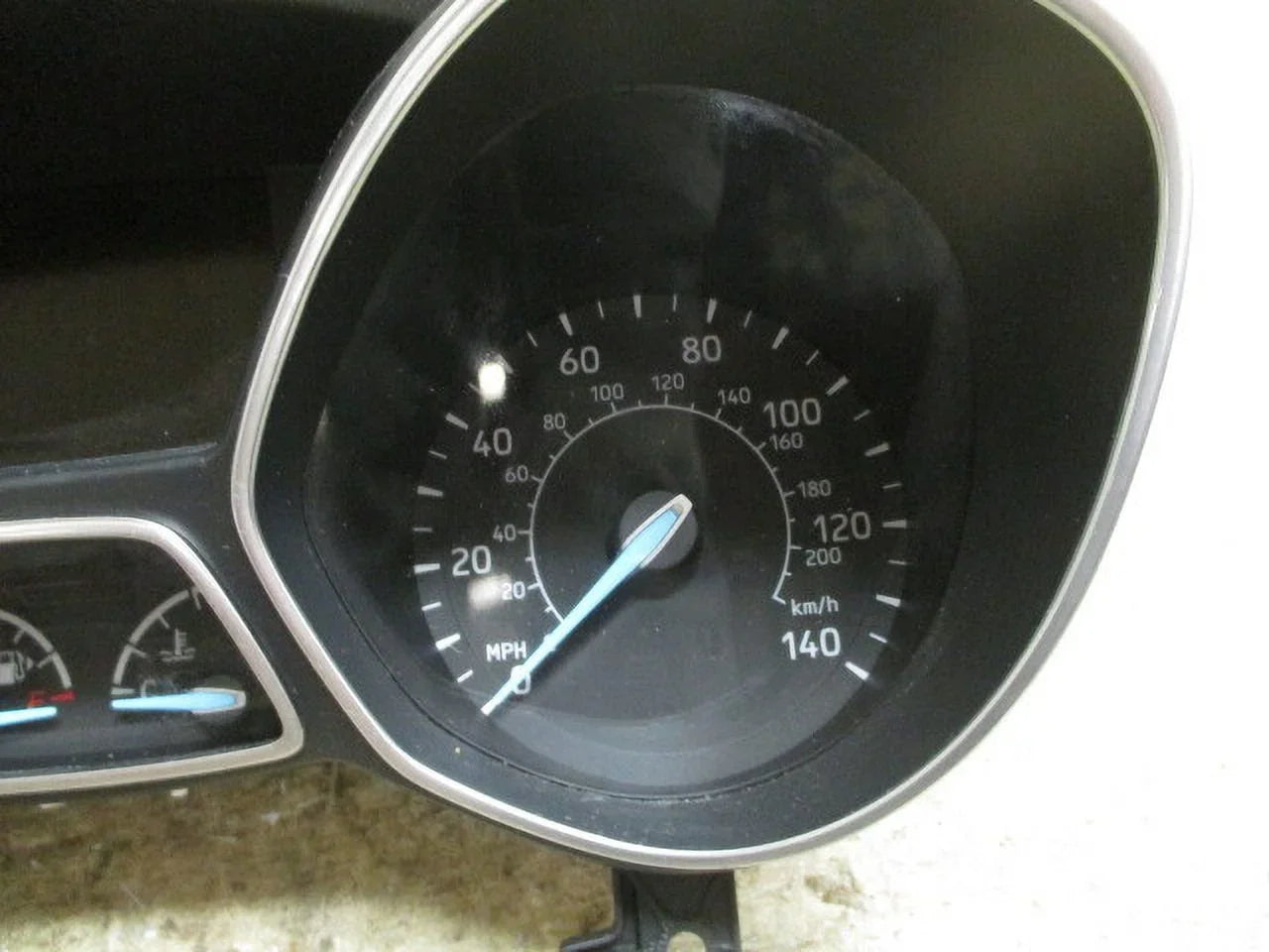 Pre-Owned 2017 Ford Escape Speedometer Speedo Cluster MPH 23K OEM LKQ (Good)