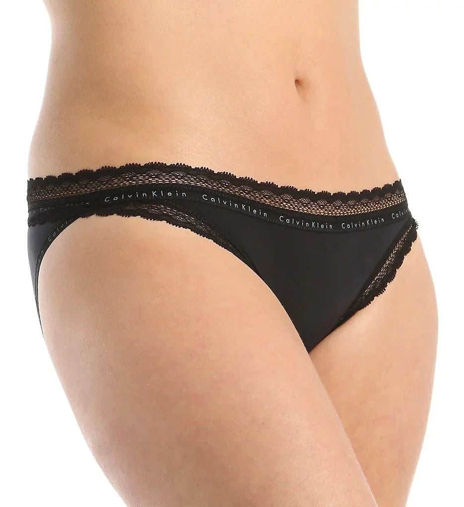 Calvin Klein QF1422 Signature Bikini Panty Dark L)