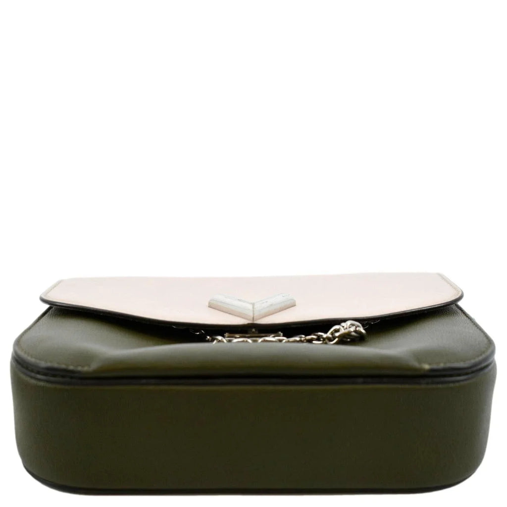 Pre-owned LOUIS VUITTON Very Calfskin Leather Saddle Shoulder Bag Khaki Green