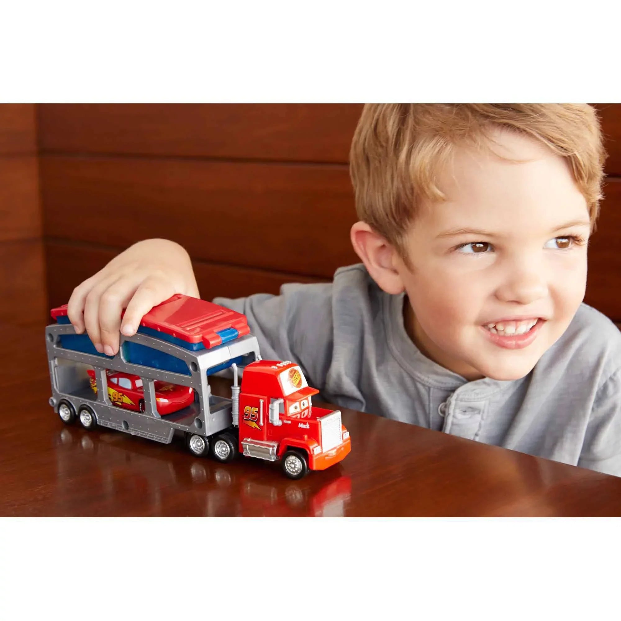 Disney/Pixar Cars Mack Dip & Dunk Trailer with Lightning McQueen