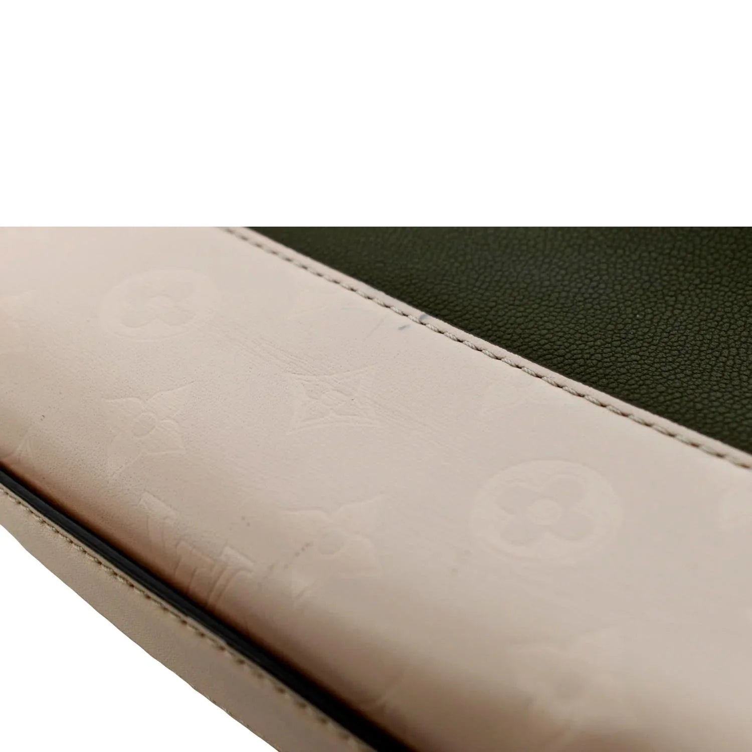 Pre-owned LOUIS VUITTON Very Calfskin Leather Saddle Shoulder Bag Khaki Green