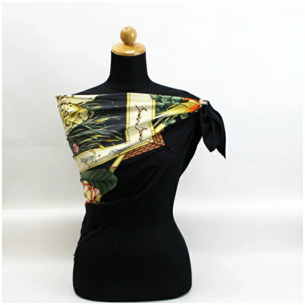 Pre-Owned Salvatore Ferragamo Scarf Muffler Leopard Print Ebony Women's Panda Animal (Good)
