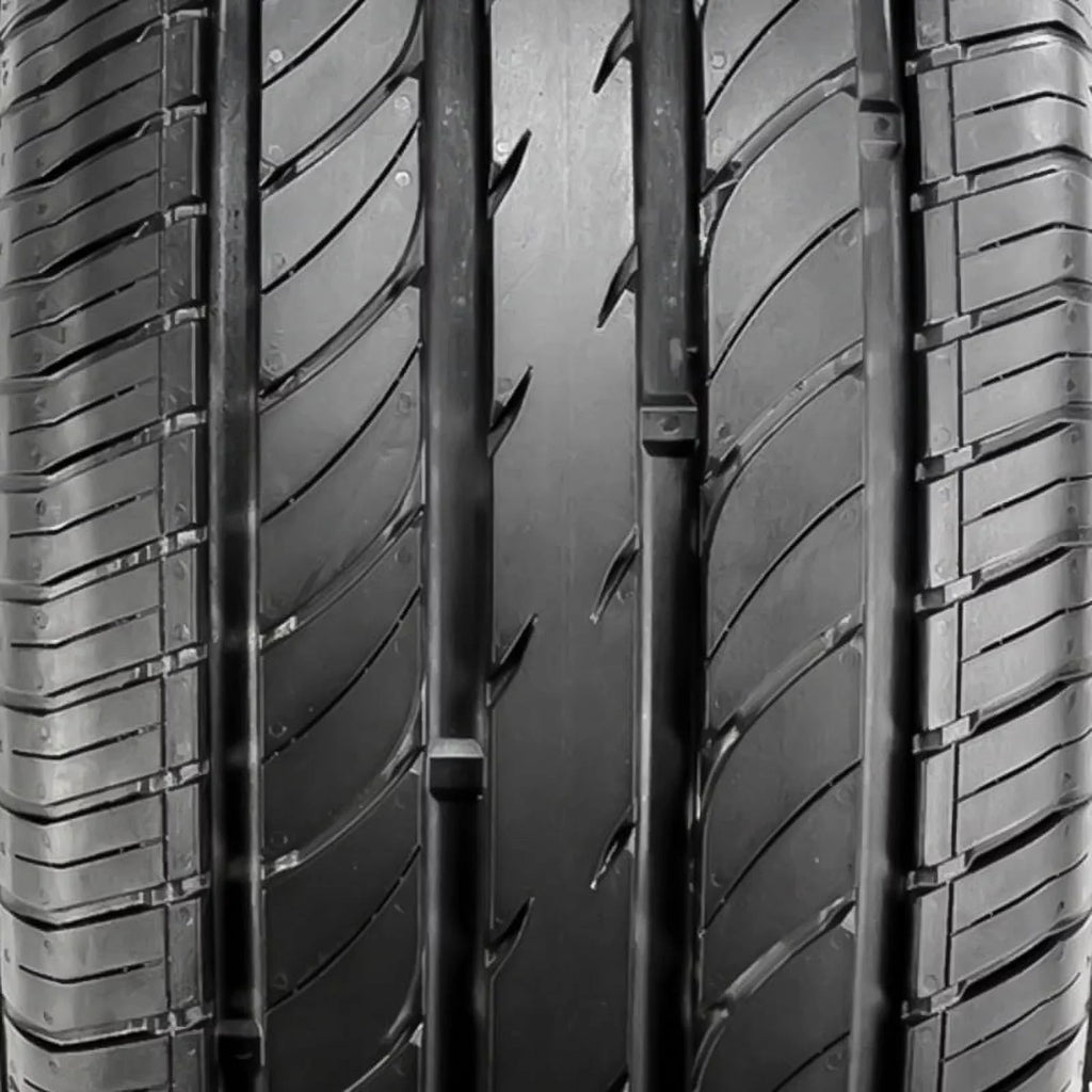 Arroyo Grand Sport 2 P225/45R18 99W Passenger Tire Fits: 2011-15 Chevrolet Cruze LTZ, 2012 Camry XLE