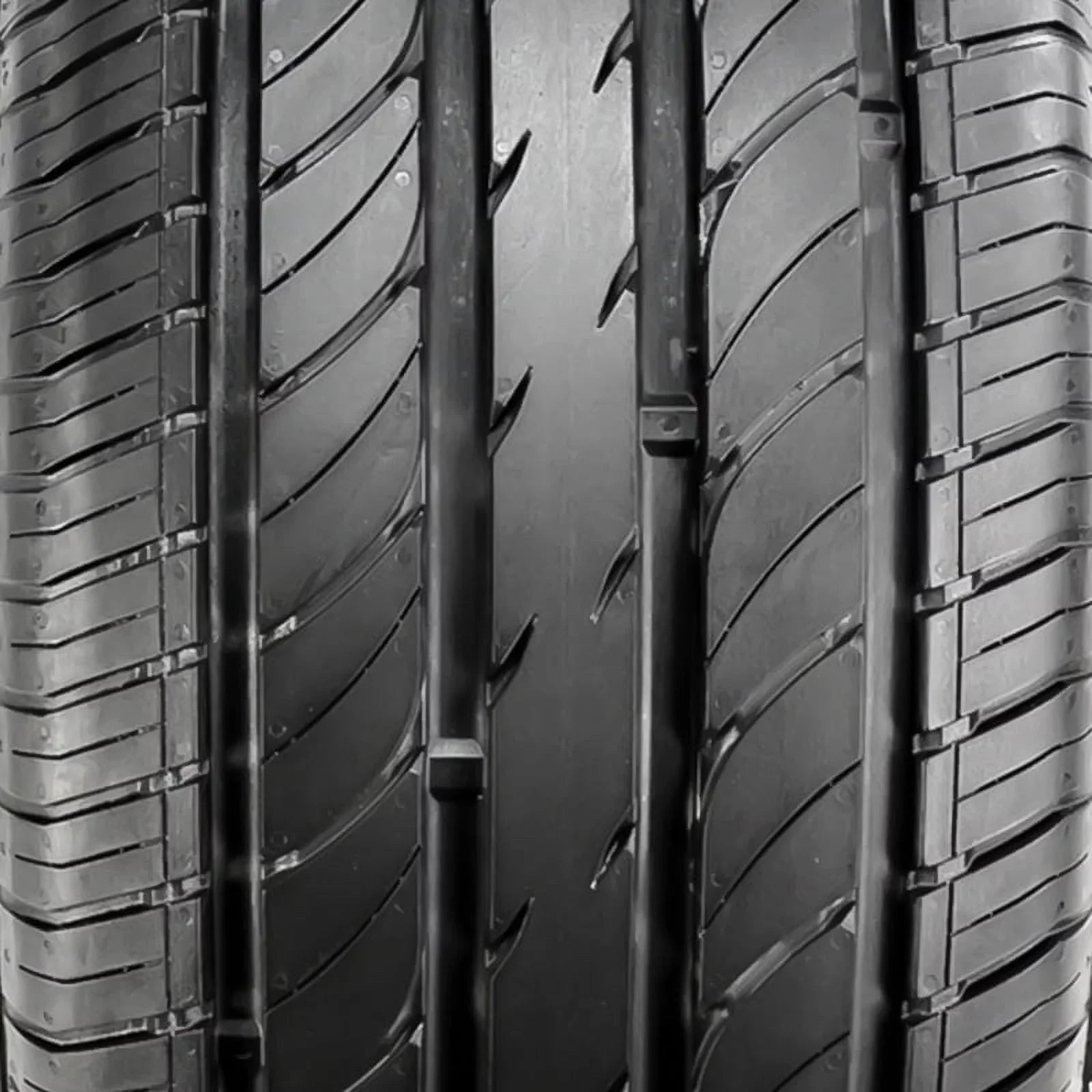 Arroyo Grand Sport 2 P225/45R18 99W Passenger Tire Fits: 2011-15 Chevrolet Cruze LTZ, 2012 Camry XLE