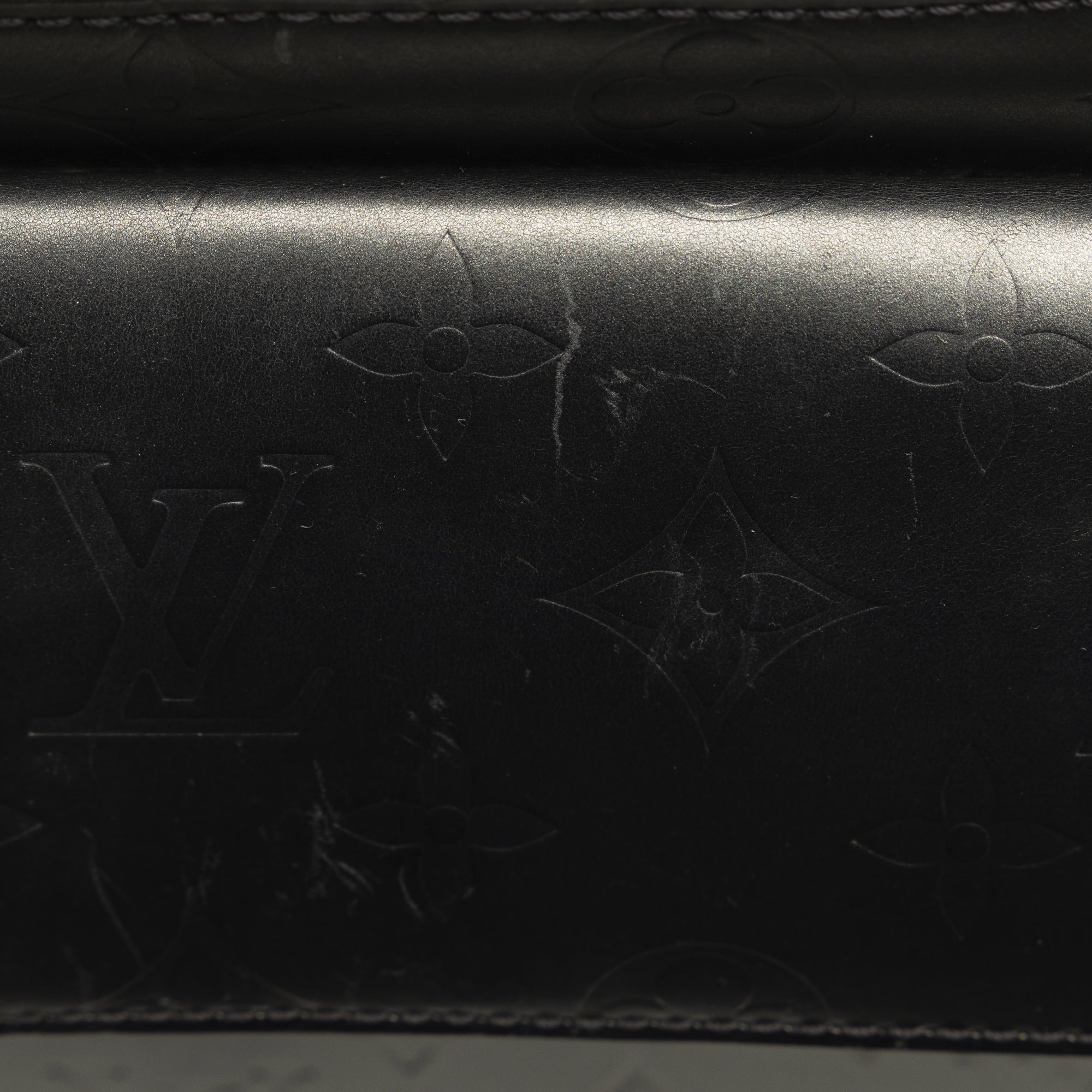 Pre-Owned Authenticated Louis Vuitton Monogram Mat Alston Calf Leather Gray Shoulder Bag Unisex (Good)