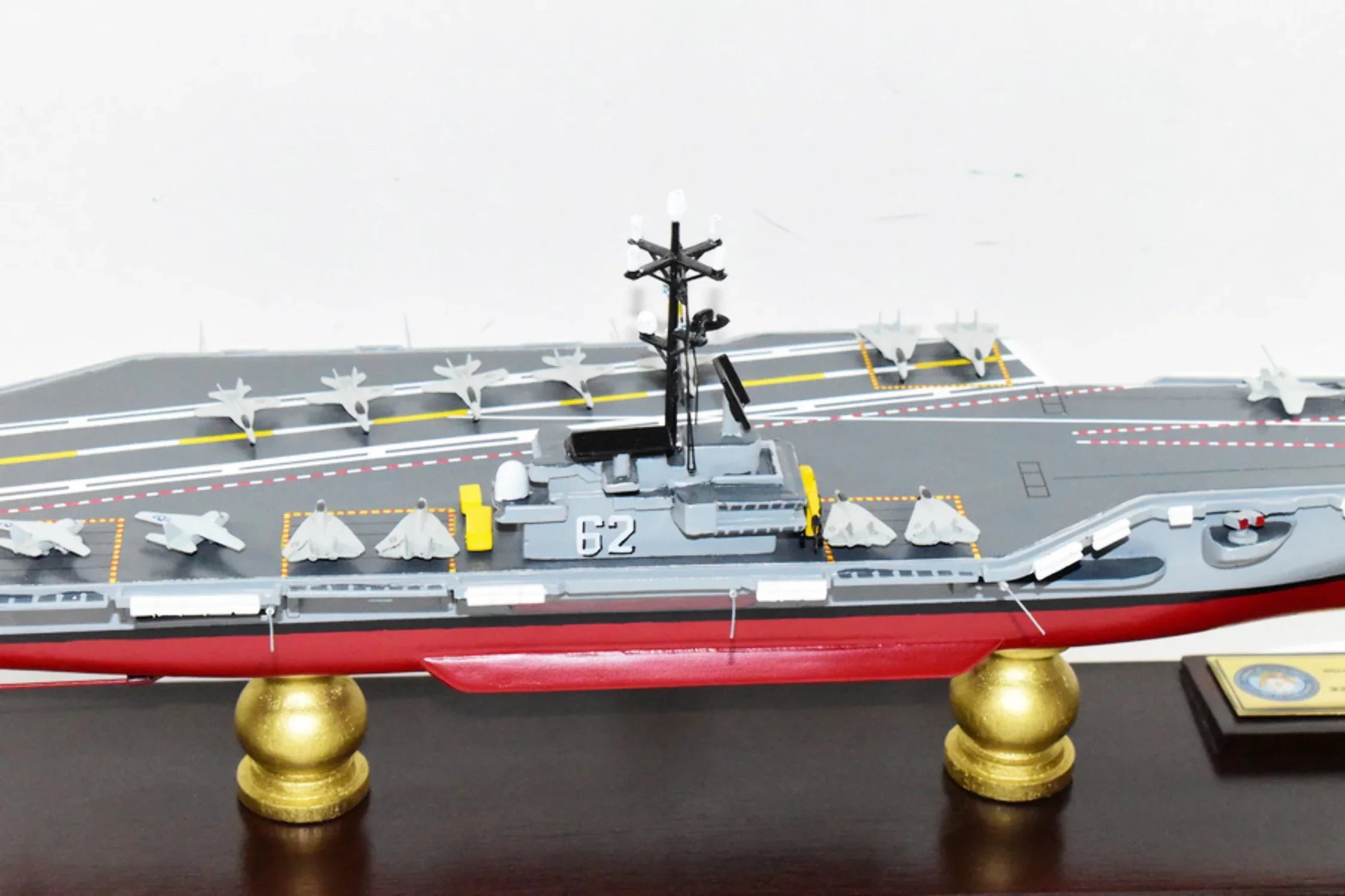 USS Independence CV-62 Aircraft Carrier Model,Navy,Scale Model,Mahogany,Forrestal Class