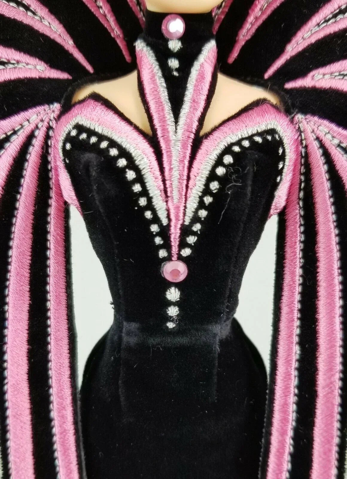 Le Papillion Barbie Doll by Bob Mackie Limited Edition 1999 Mattel 23276