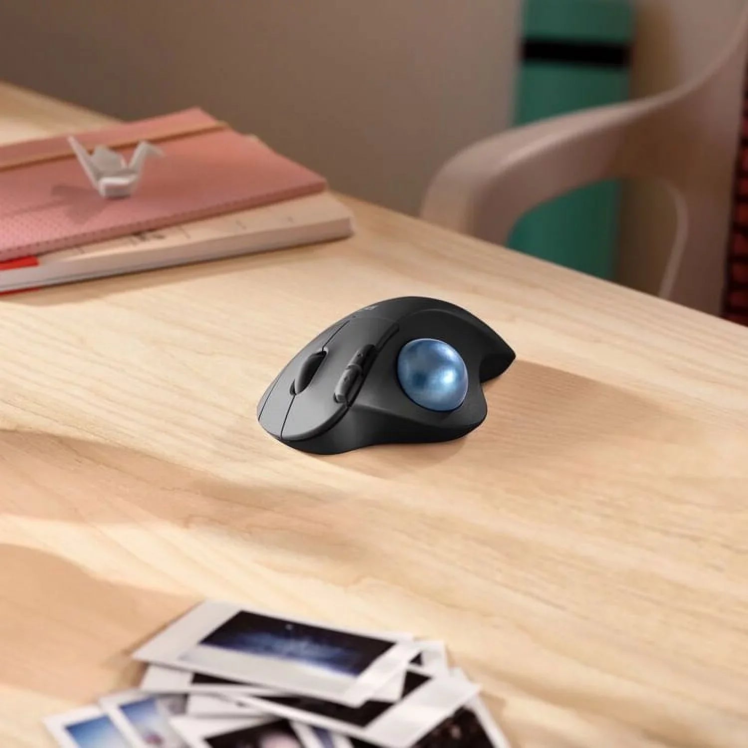 Logitech Ergonomic Wireless Trackball Mouse, Easy Thumb Control, Smooth Tracking, Ebony